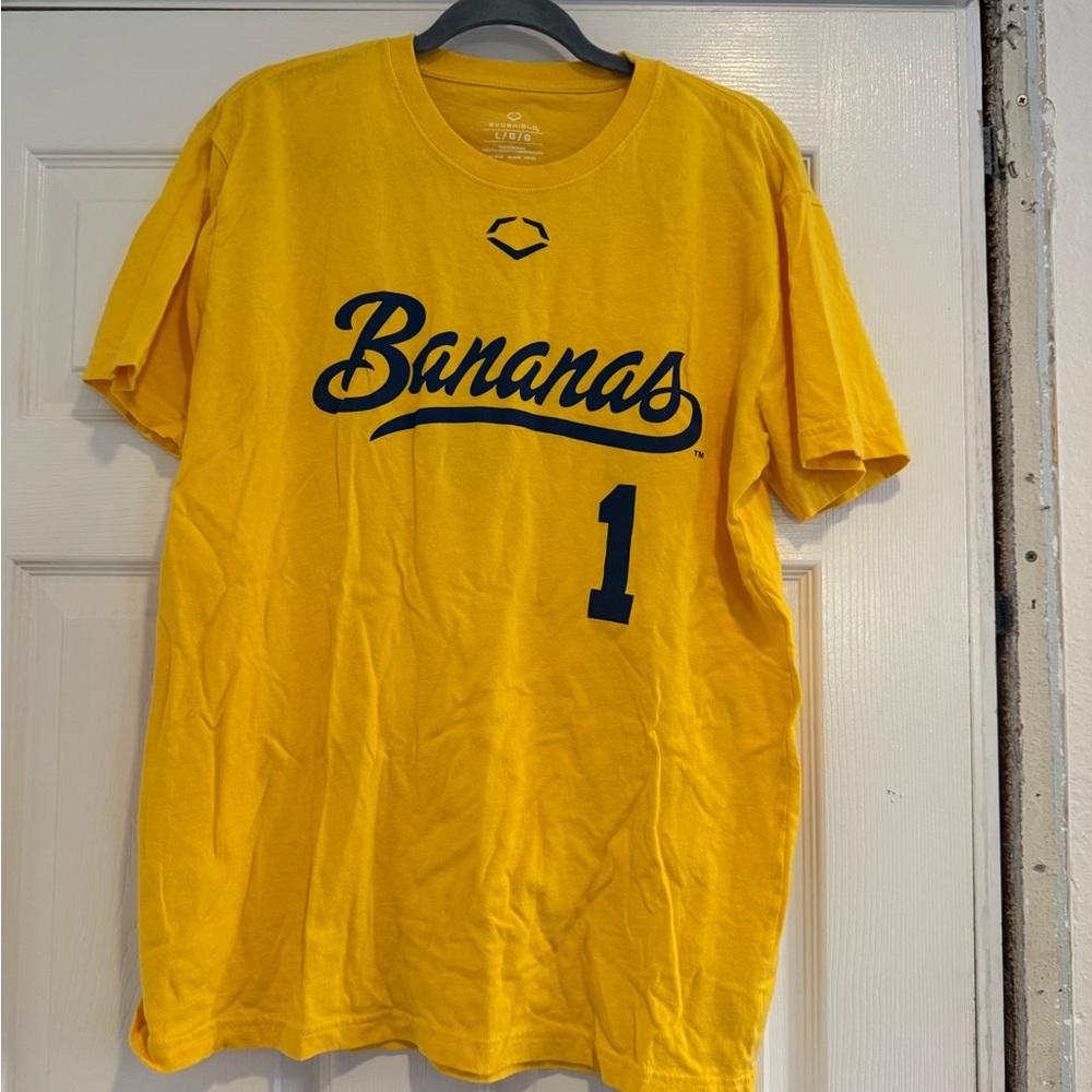 Bananas Graphic T-Shirt